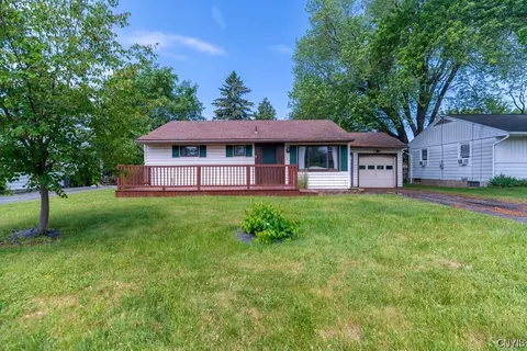 107 Albernathy St, Salina, NY 13088