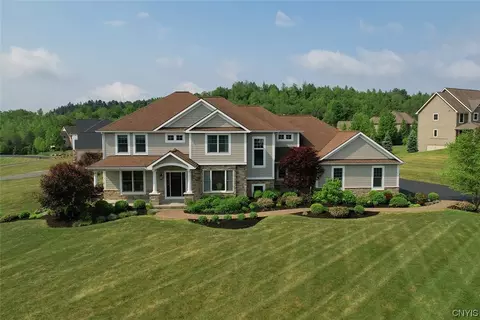 6214 Longfellow Ln, Jamesville, NY 13078