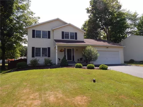 107 Old Semet Ln, Syracuse, NY 13219