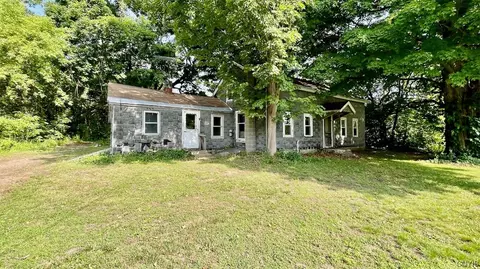 1593 County Route 6, Volney, NY 13069