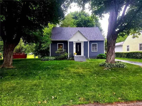 109 Yager Dr, Salina, NY 13088