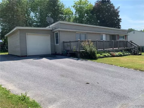 1616 Ohio St, Watertown, NY 13601