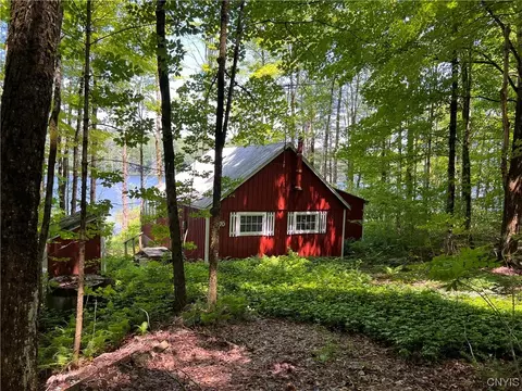 70 Coan Pond Dr, Amboy, NY 13493