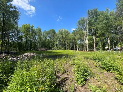 111 Tannery Ln, Fulton, NY 13069