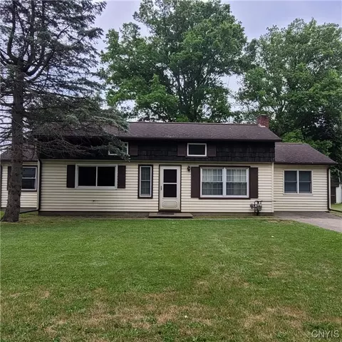 135 Country Vw, Frankfort, NY 13340