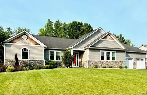 6171 Waterloo Rd, Jamesville, NY 13078 photo 1