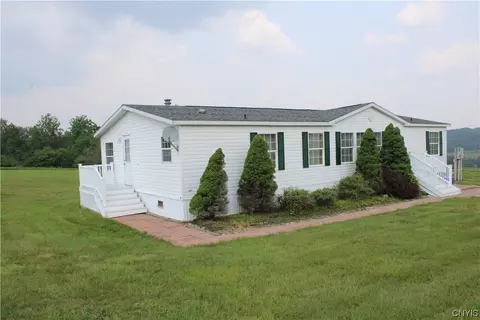 4241 Deans Pond Rd, Marathon, NY 13803