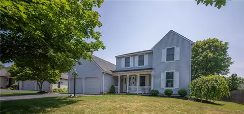 5002 Chesapeake Dr, Syracuse, NY 13212