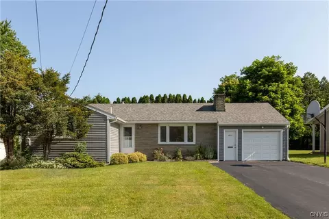 2711 E Colvin St, Syracuse, NY 13224