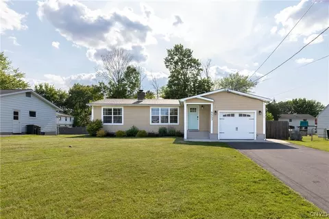 6453 Curwood Dr, East Syracuse, NY 13057