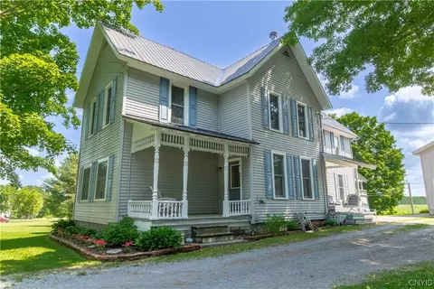 9656 Pearl St, Croghan, NY 13327