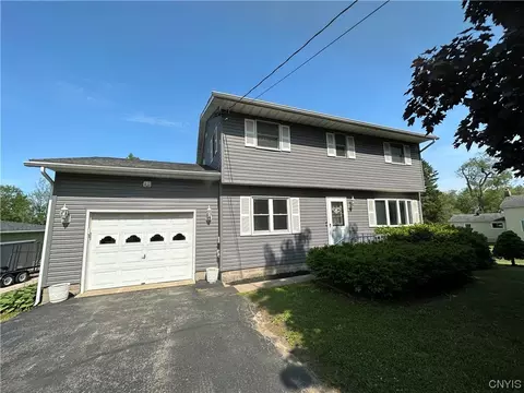 656 County Route 25, Oswego, NY 13126