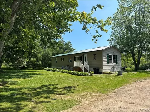 1540 County Route 6, Volney, NY 13069