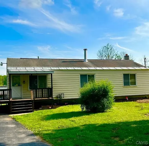 7086 Dix Rd, Rome, NY 13440