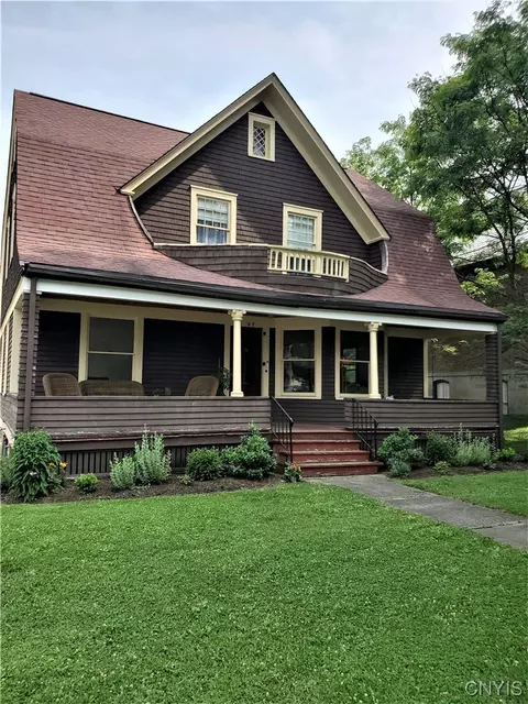 27 Church St, Moravia, NY 13118