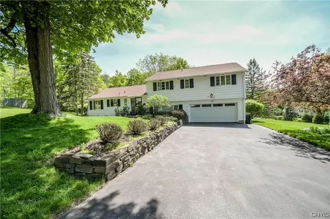 10 Brantwood Rd, Utica, NY 13501