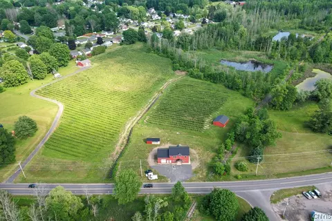 104 Curtis St, Fulton, NY 13069
