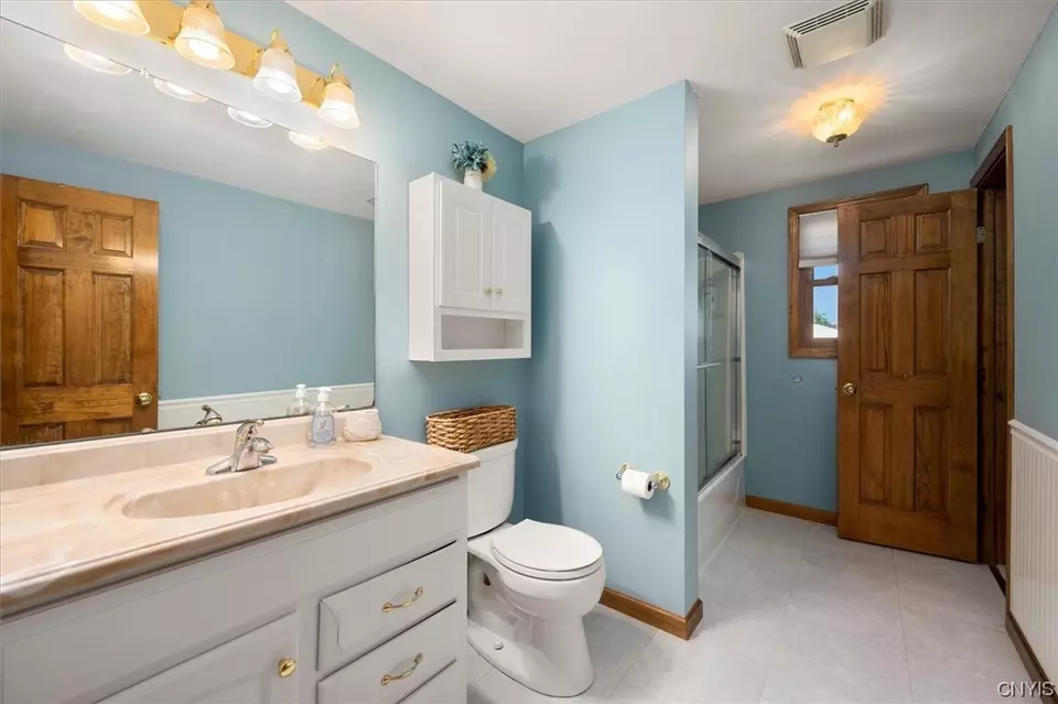  4080 Sweet Gum Ln, Liverpool, NY 13090 photo 25