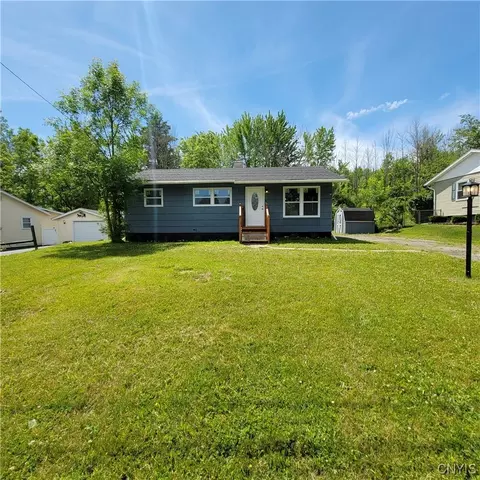117 Baker Blvd, Van Buren, NY 13209