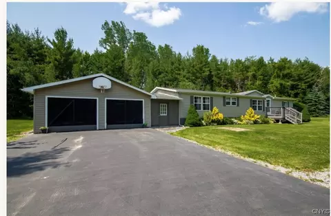 17899 Cemetery Rd, Dexter, NY 13634