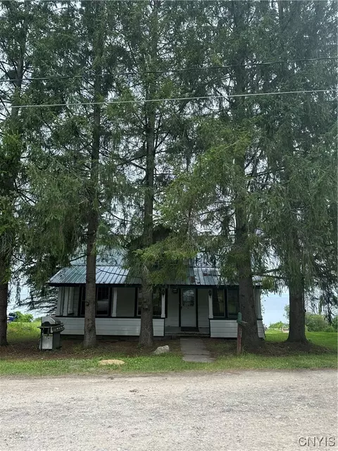 2929 Hamlin Ave, Lenox, NY 13032