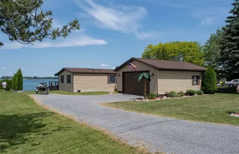 33523 State Route 12e, Cape Vincent, NY 13618