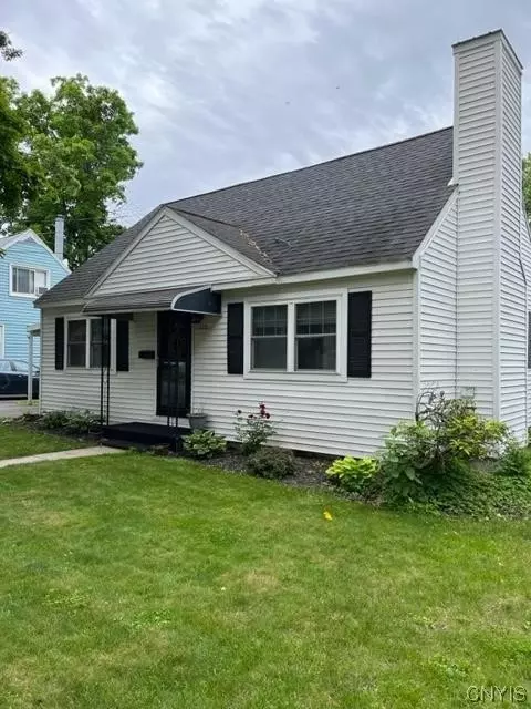1372 Sherman St, Watertown, NY 13601