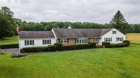 7176 Island Rd, Cicero, NY 13039