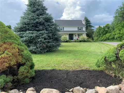 7140 Kingdom Rd, Van Buren, NY 13112
