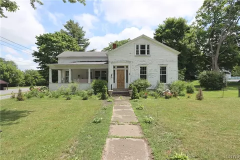 16 S Main St, Adams, NY 13605