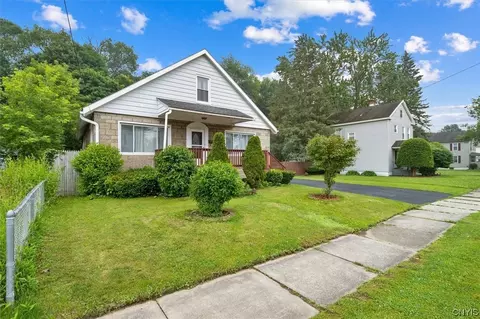 430 Larchmont Ave, Utica, NY 13502
