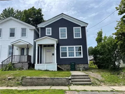 248 W 2nd St, Oswego, NY 13126