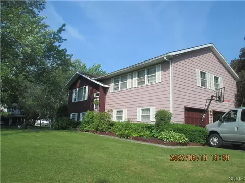 30 Morin Dr, Fulton, NY 13069