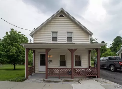 341 W Monroe St, Little Falls, NY 13365
