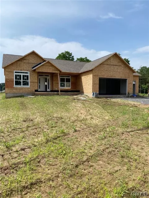 4545 Hollyshire, Clay, NY 13041
