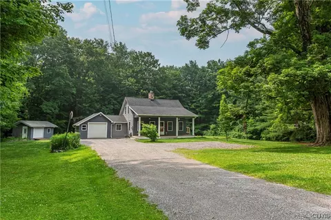 6060 Sleepy Hollow Rd, Lee, NY 13440