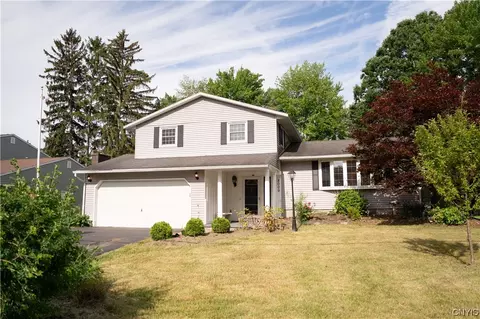 8009 Princess Path, Clay, NY 13090