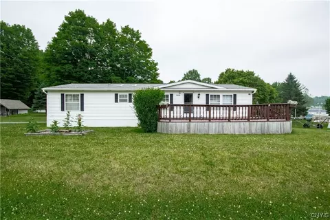 14109 Snowshoe Rd, Henderson, NY 13650