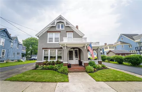 547 E Gansevoort St, Little Falls, NY 13365