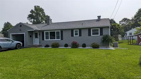 410 Locust Dr, Utica, NY 13502