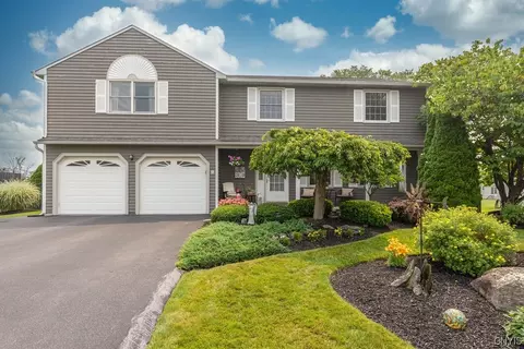 8658 Bayview Dr, Cicero, NY 13039