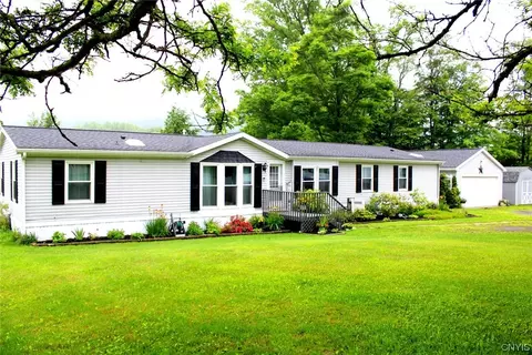 2263 E River Rd, Cortland, NY 13045