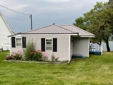 27273 Park Dr, Lyme, NY 13622