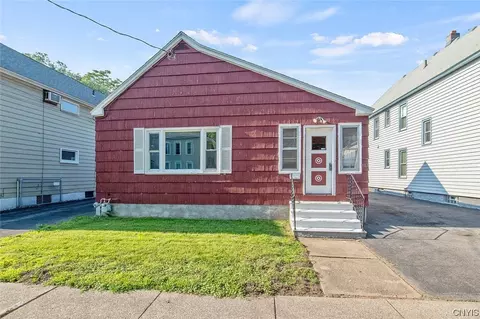 107 E Yates St, East Syracuse, NY 13057