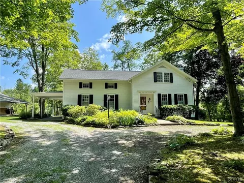 2602 W Seneca, Marcellus, NY 13108