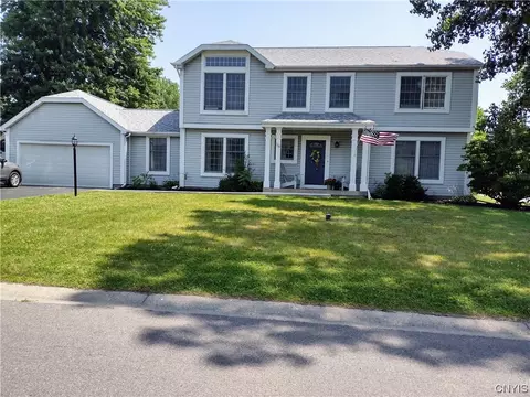 100 Ausable Run, Salina, NY 13088