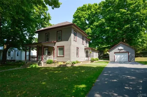 14 High St, Alexandria, NY 13607