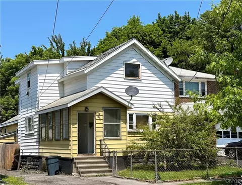 107 Boyden St, Syracuse, NY 13203
