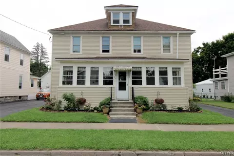 431-433 Stone St, Oneida, NY 13421