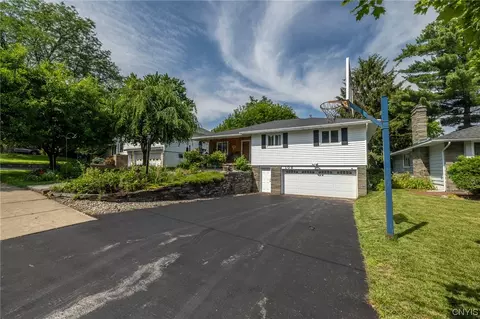 108 Hatherly Rd, Syracuse, NY 13224